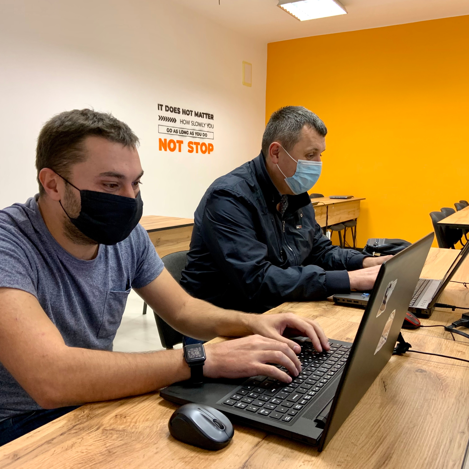 Команда Okten School у навчальному просторі